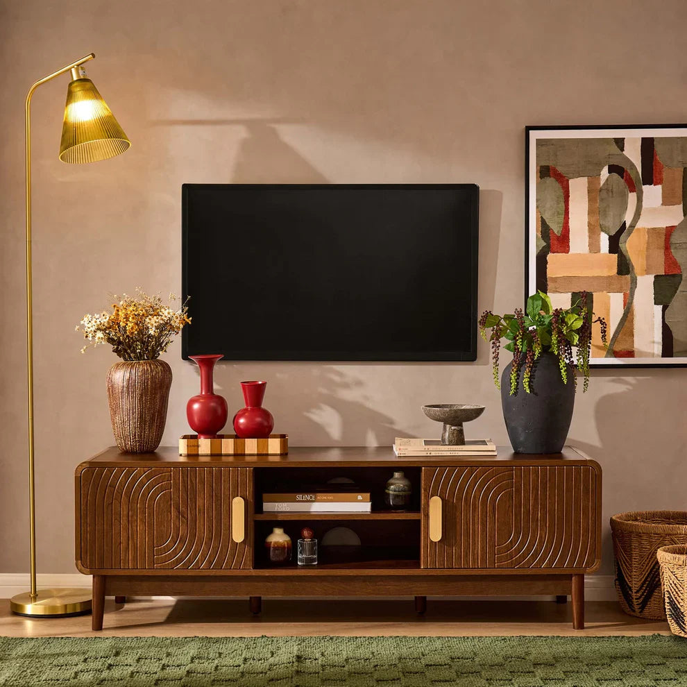 5 Ways to Transform Your Living Room with Solid Wood Furniture
